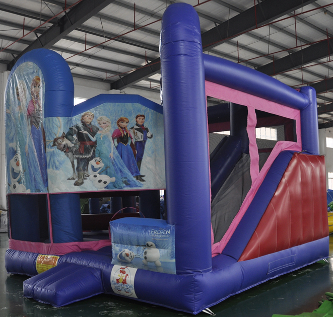 Location de jeu gonflable à Laval produit 30 Location de jeu gonflable à Laval produit 30